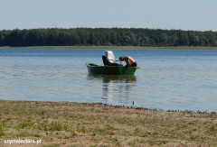 Ten wędkarz stawia na wygodę:) jezioro Powidzkie 19.06.2016