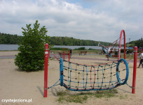 Plac zabaw przy plaży gminnej w Licheniu