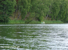 kajakarz na jeziorze Piaseczno