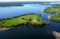 Jedna z wysp na jeziorze Lubie. Zdjęcie udostępnione przez Urząd Miasta w Złocieńcu